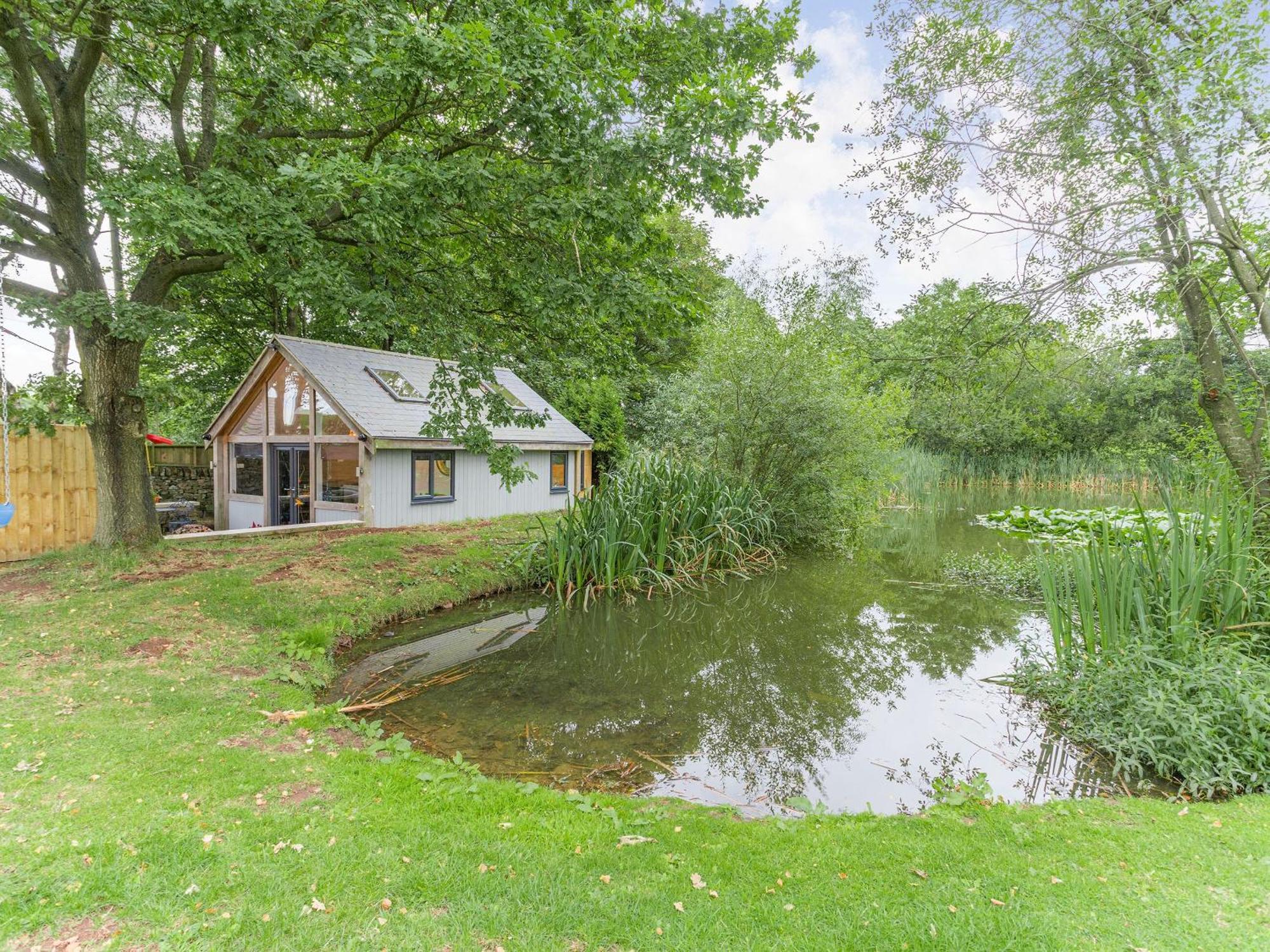 Ramblers Retreat Villa Tansley Bagian luar foto